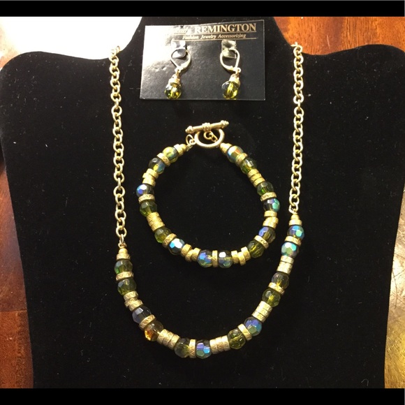 Lady Remington Jewelry Vintage Lady Remington Three Piece Set